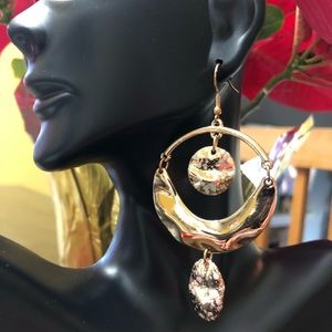 Ava & Aiden earring.